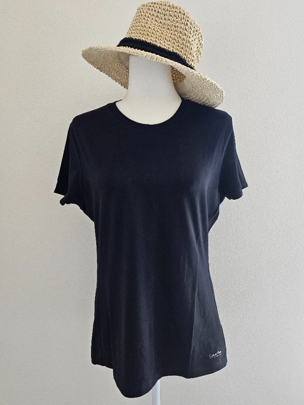 Calvin Klein Performance Quick Dry Black Athletic T-Shirt Women’s L